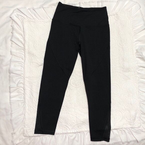 Womens Victoria Sport Athletic Mid Rise Crop Leggings Size XS Black - Picture 1 of 8